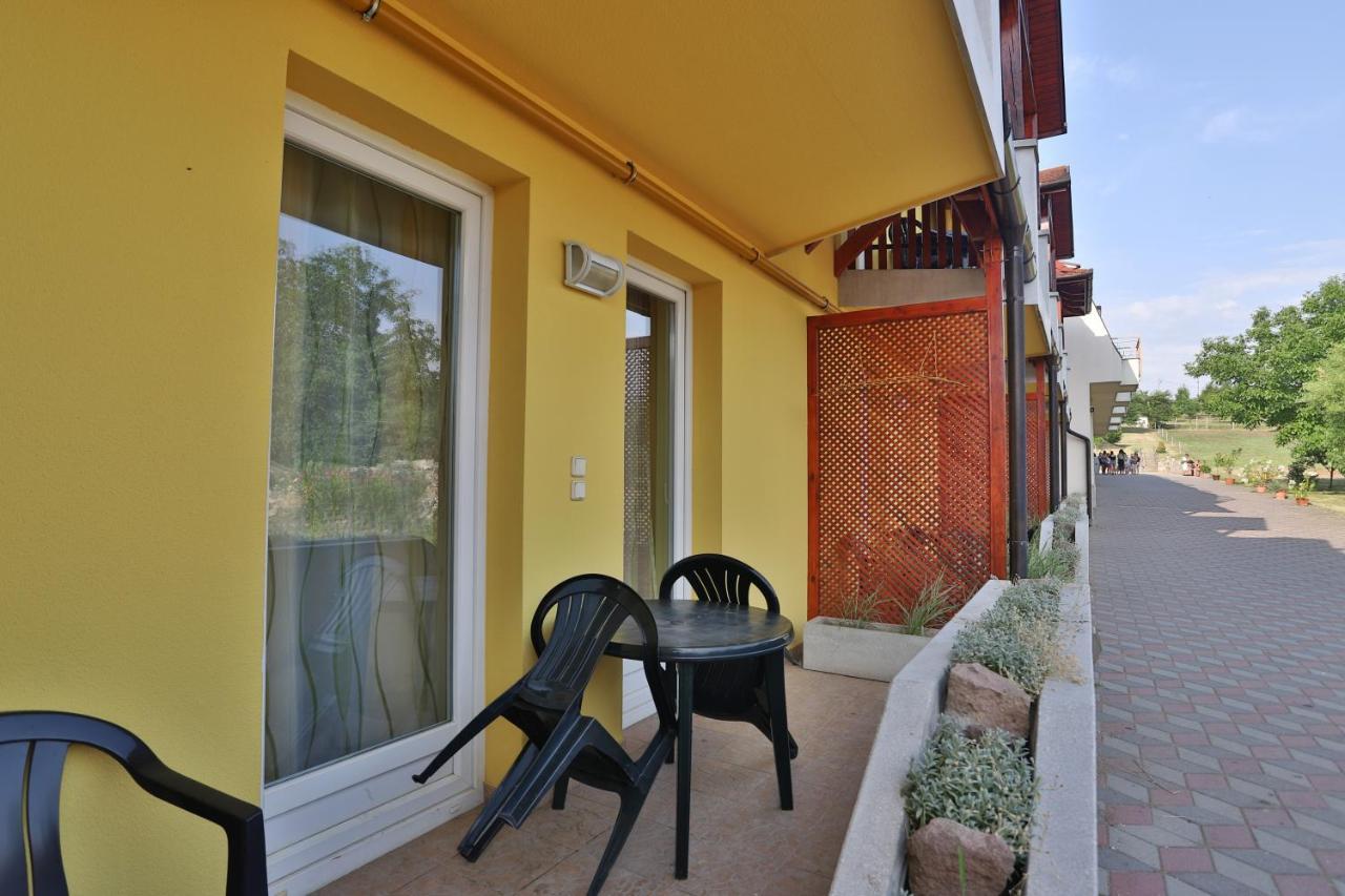 Margareta Apartman Es Ueduelohaz Bogács Exterior foto