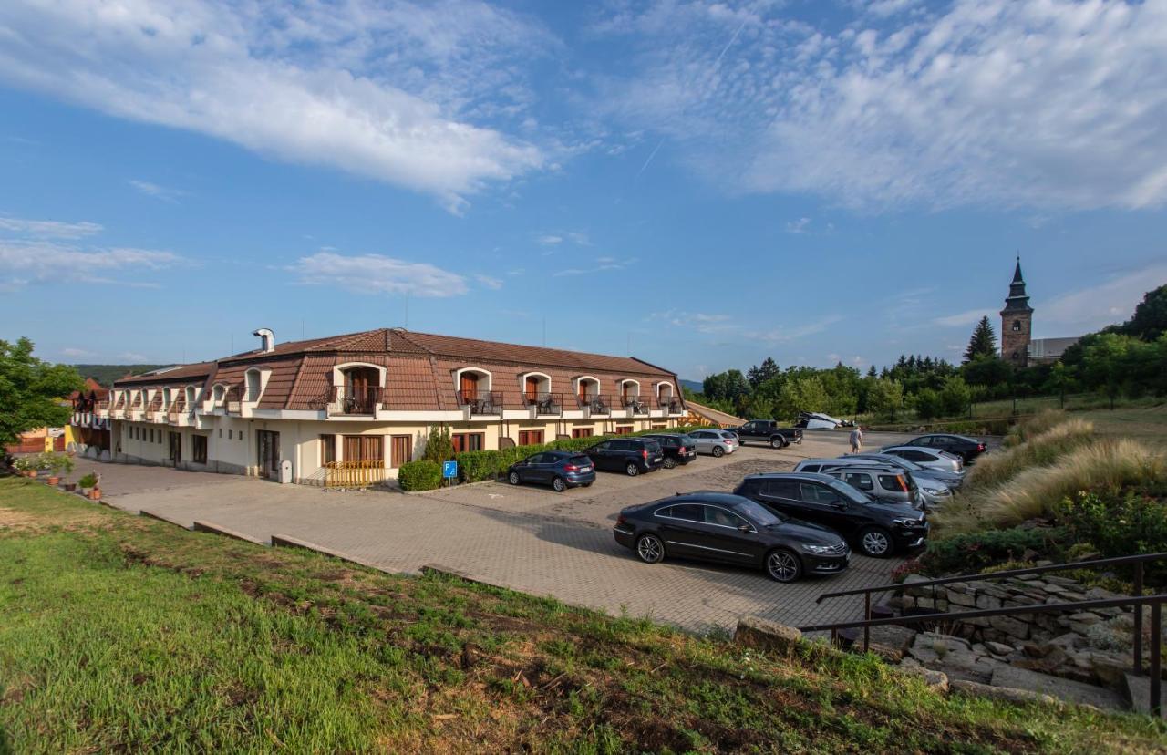 Margareta Apartman Es Ueduelohaz Bogács Exterior foto