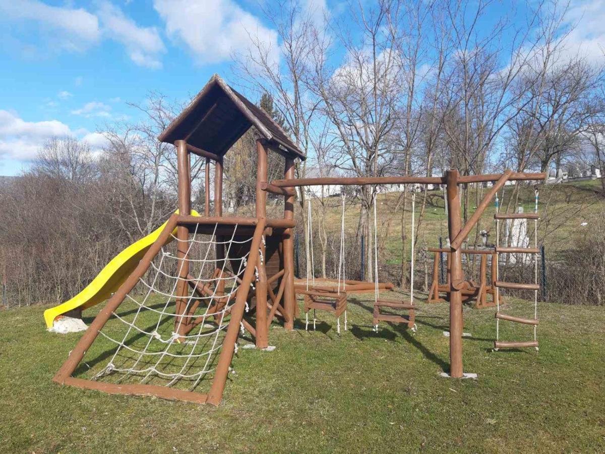 Margareta Apartman Es Ueduelohaz Bogács Exterior foto